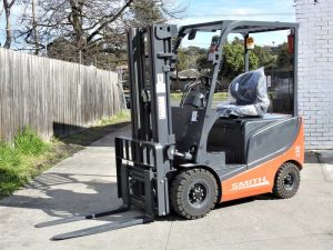 SMITH elektrický vysokozdvižný vozík XE25A 2500 kg 300 cm